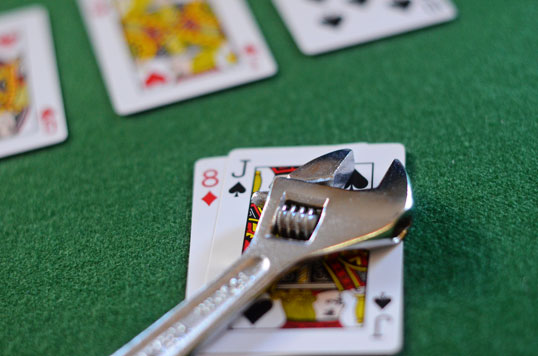 Simple winning poker strategy