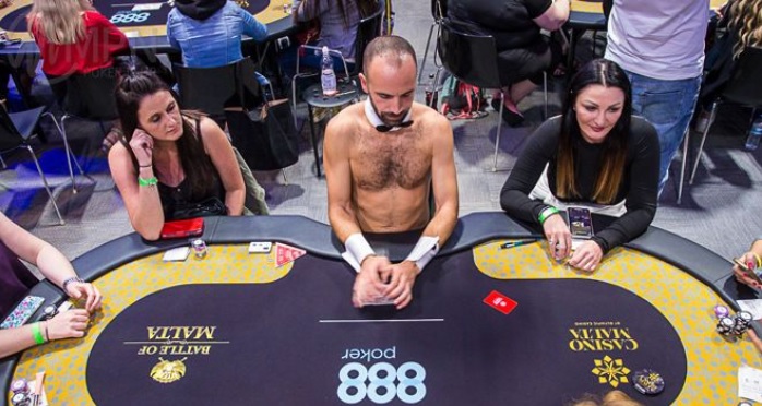 Topless Dealers - Hot or Not? Topless Dealers - Hot or Not?